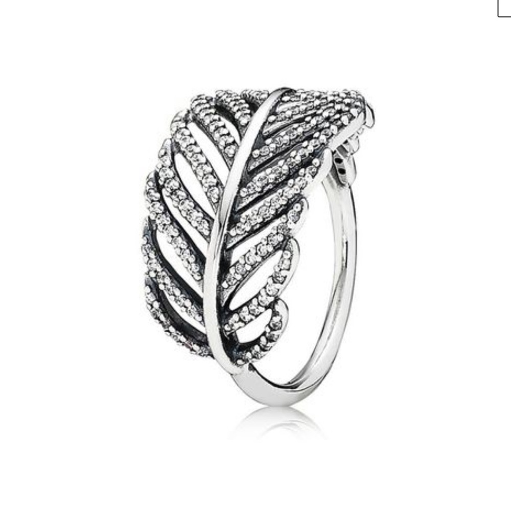 New Pandora Light As A Feather Ring